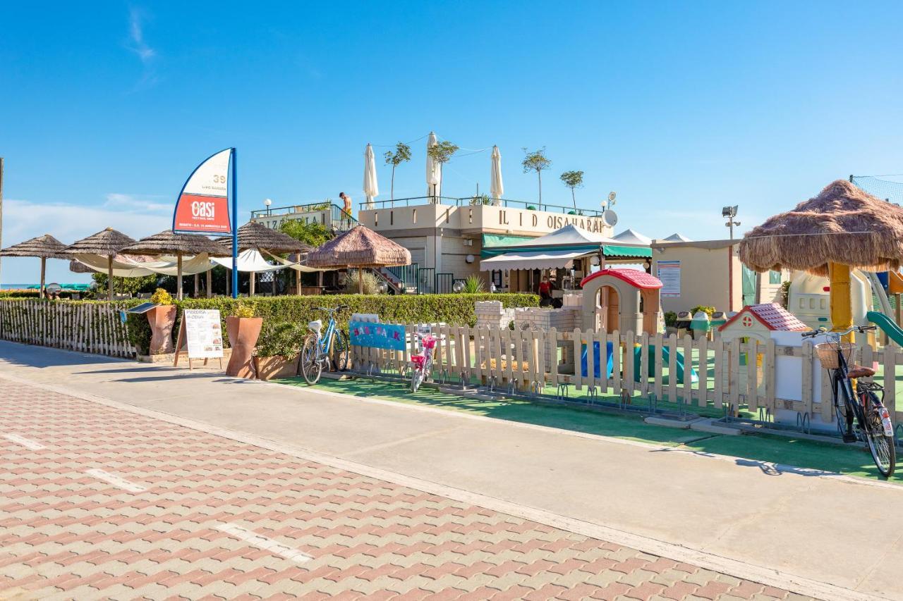 Case Vacanze Blue Bay Resort Roseto Degli Abruzzi Exterior photo