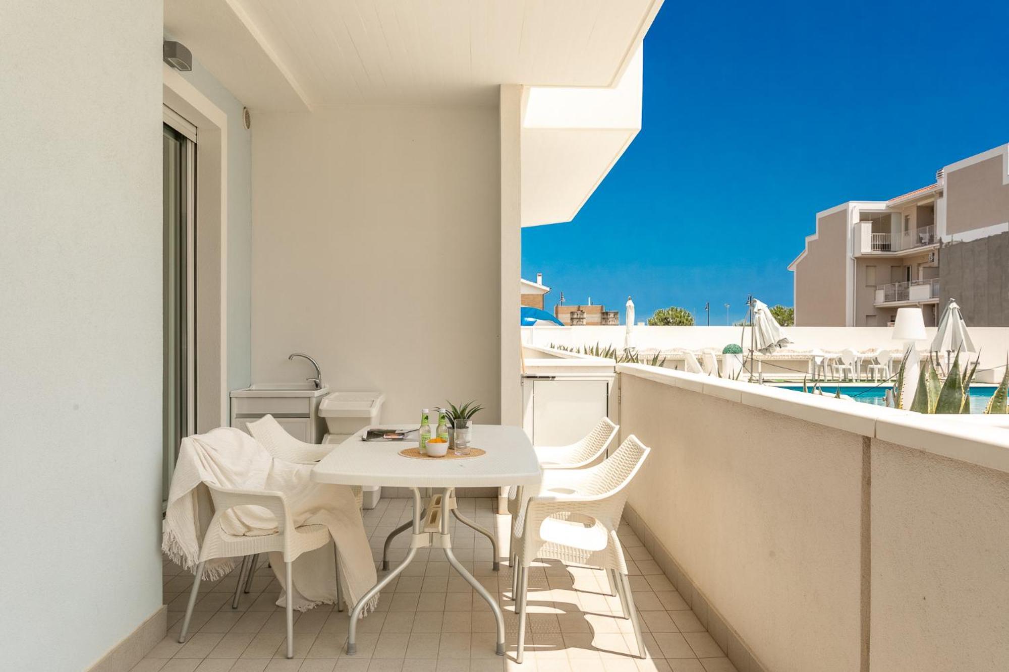 Case Vacanze Blue Bay Resort Roseto Degli Abruzzi Exterior photo