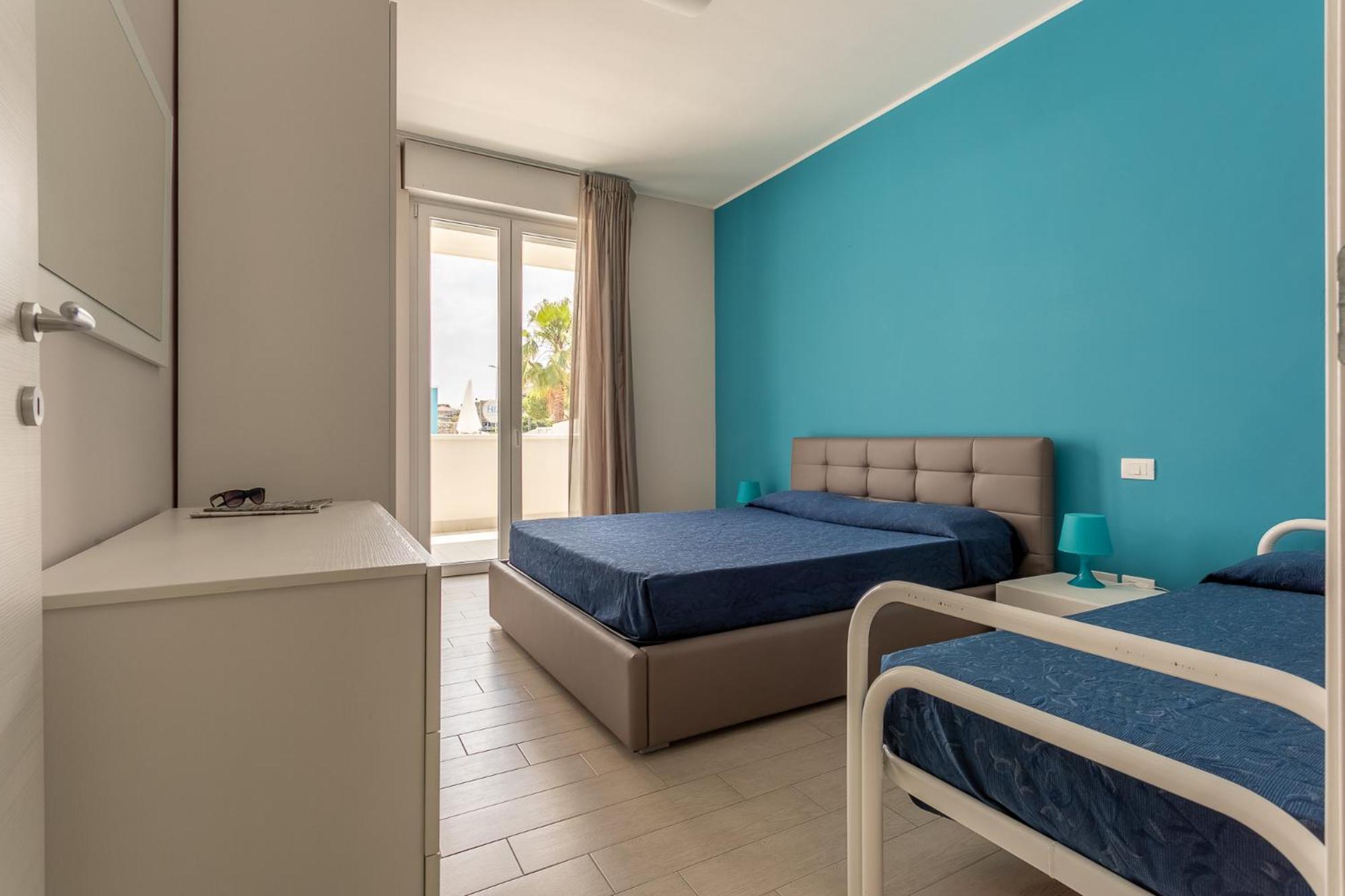 Case Vacanze Blue Bay Resort Roseto Degli Abruzzi Exterior photo