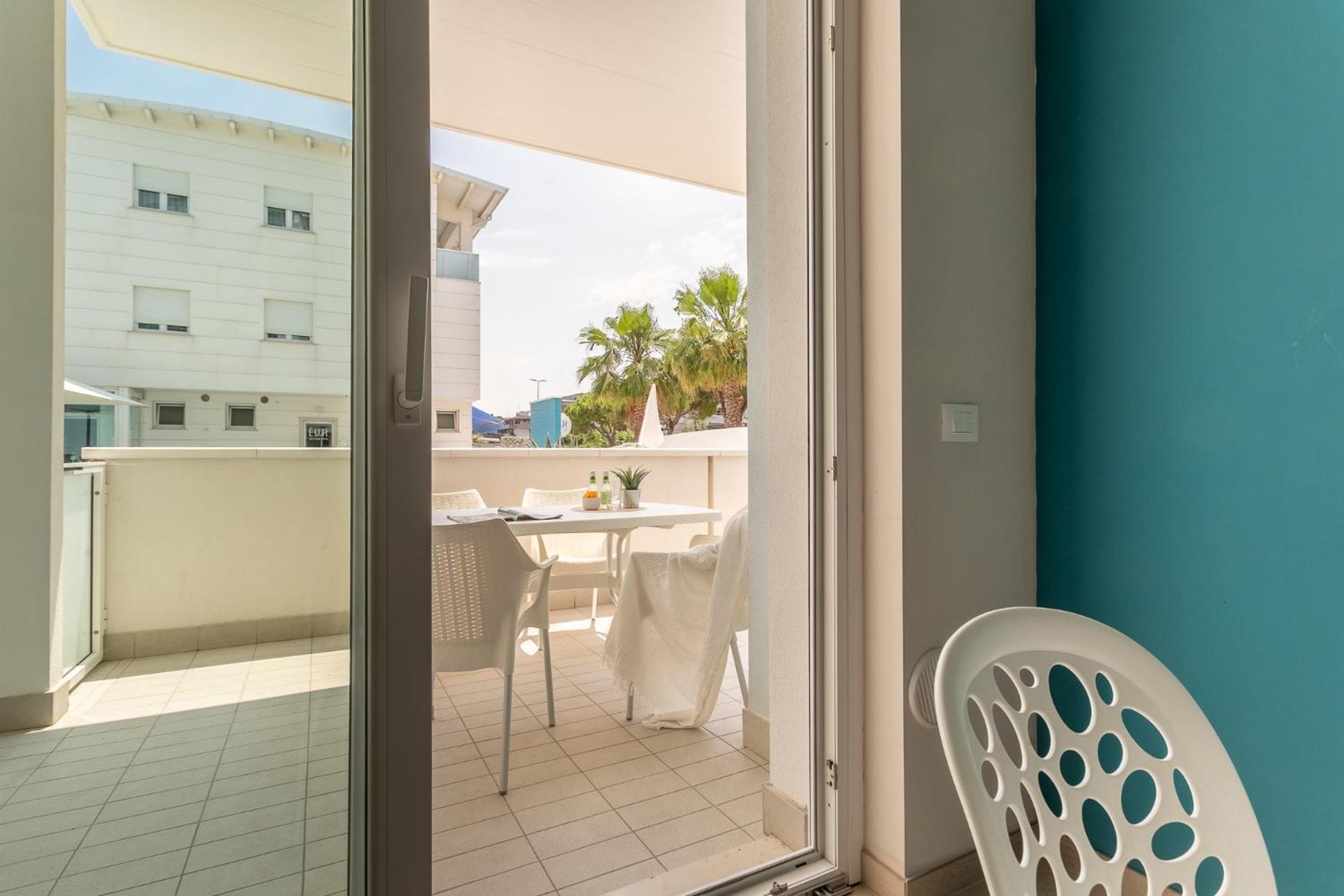 Case Vacanze Blue Bay Resort Roseto Degli Abruzzi Exterior photo