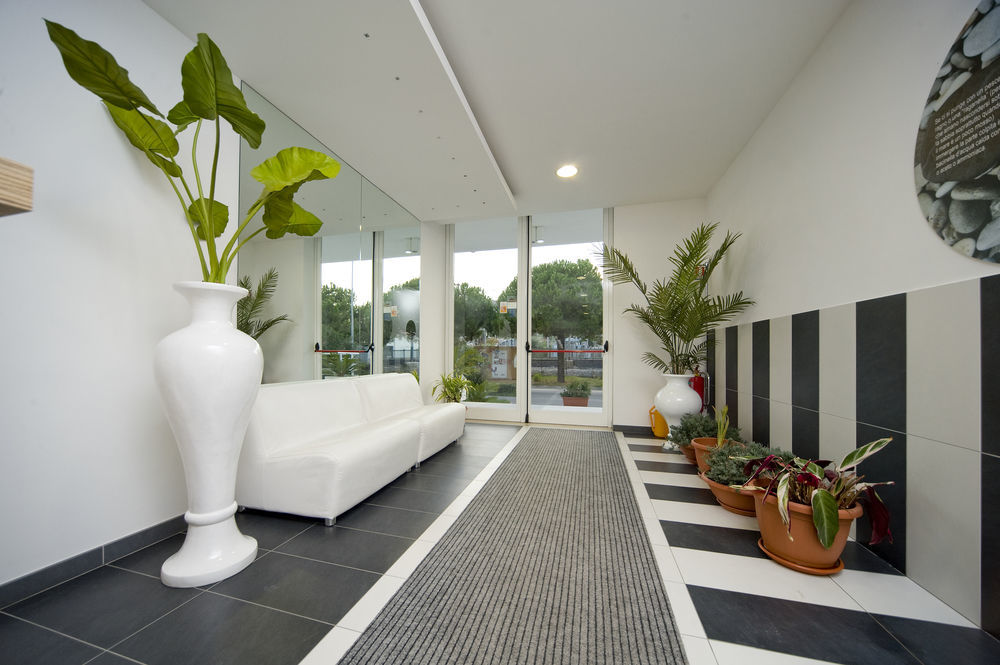 Case Vacanze Blue Bay Resort Roseto Degli Abruzzi Exterior photo