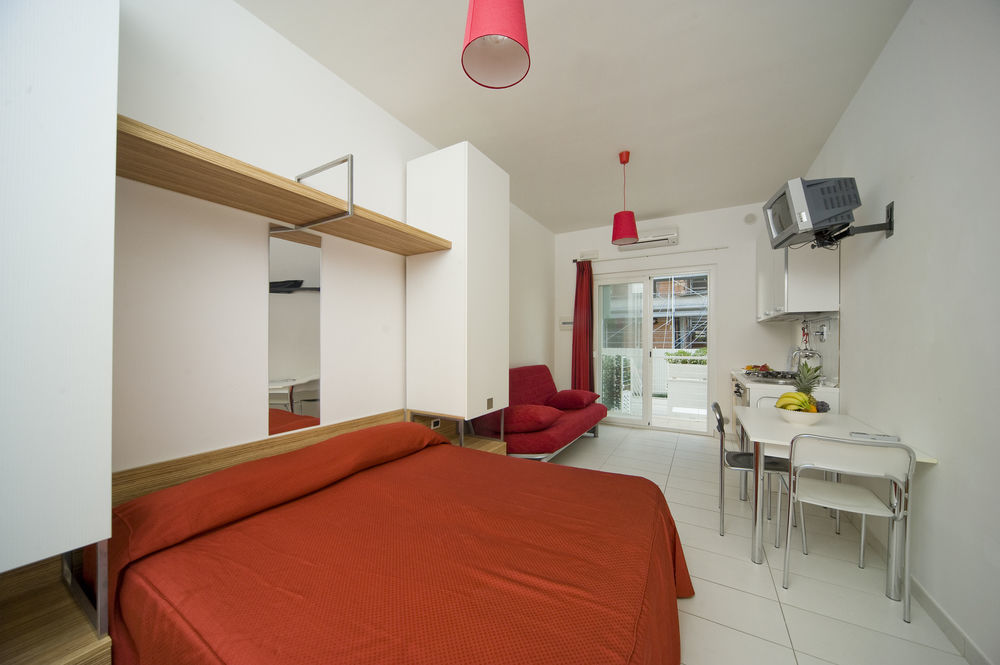 Case Vacanze Blue Bay Resort Roseto Degli Abruzzi Exterior photo
